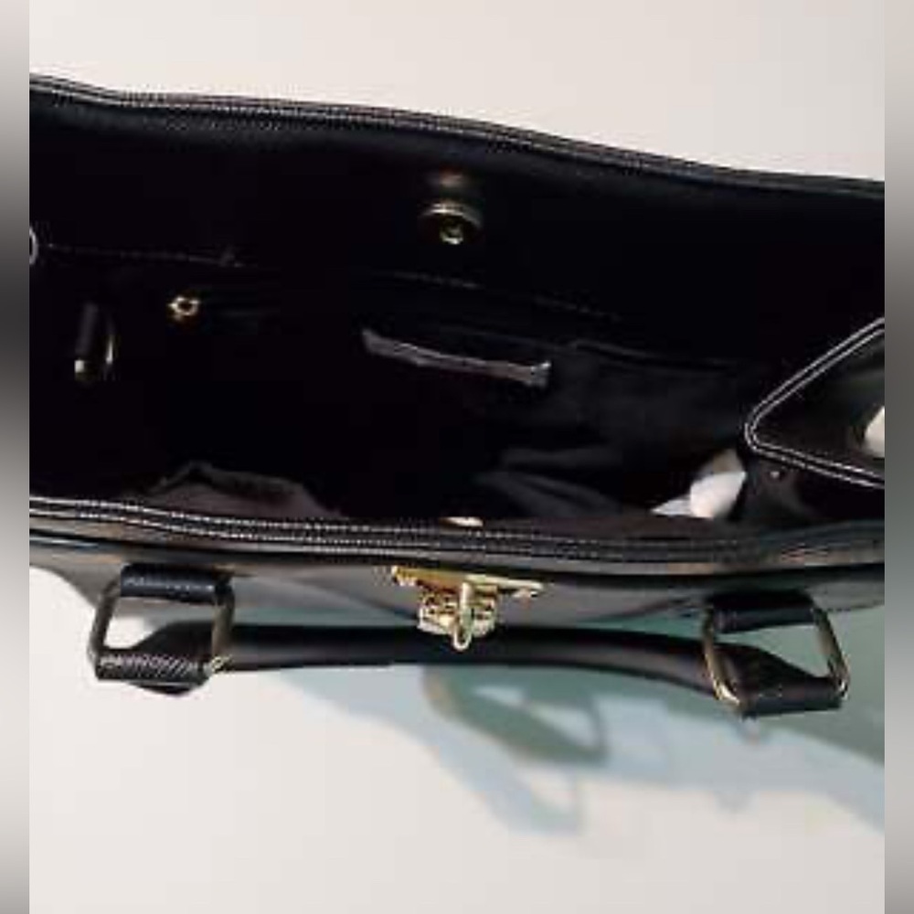 NWT: Just FAB bag.Comes with shoulder strap. - Picture 4 of 5
